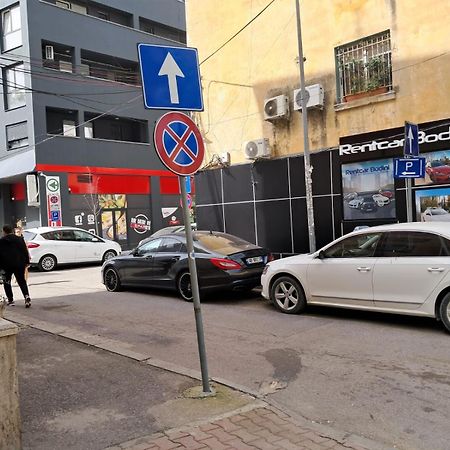 Edea Flat Tirana Exterior foto