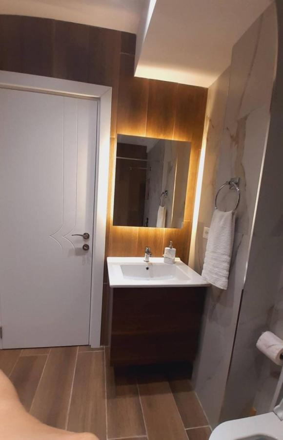 Edea Flat Tirana Exterior foto