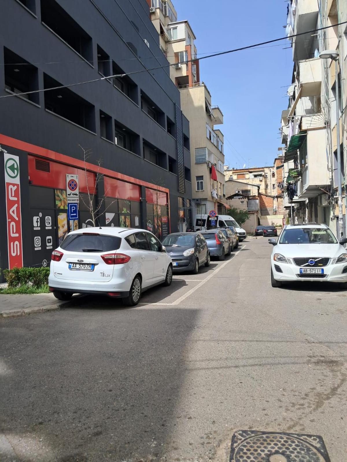 Edea Flat Tirana Exterior foto